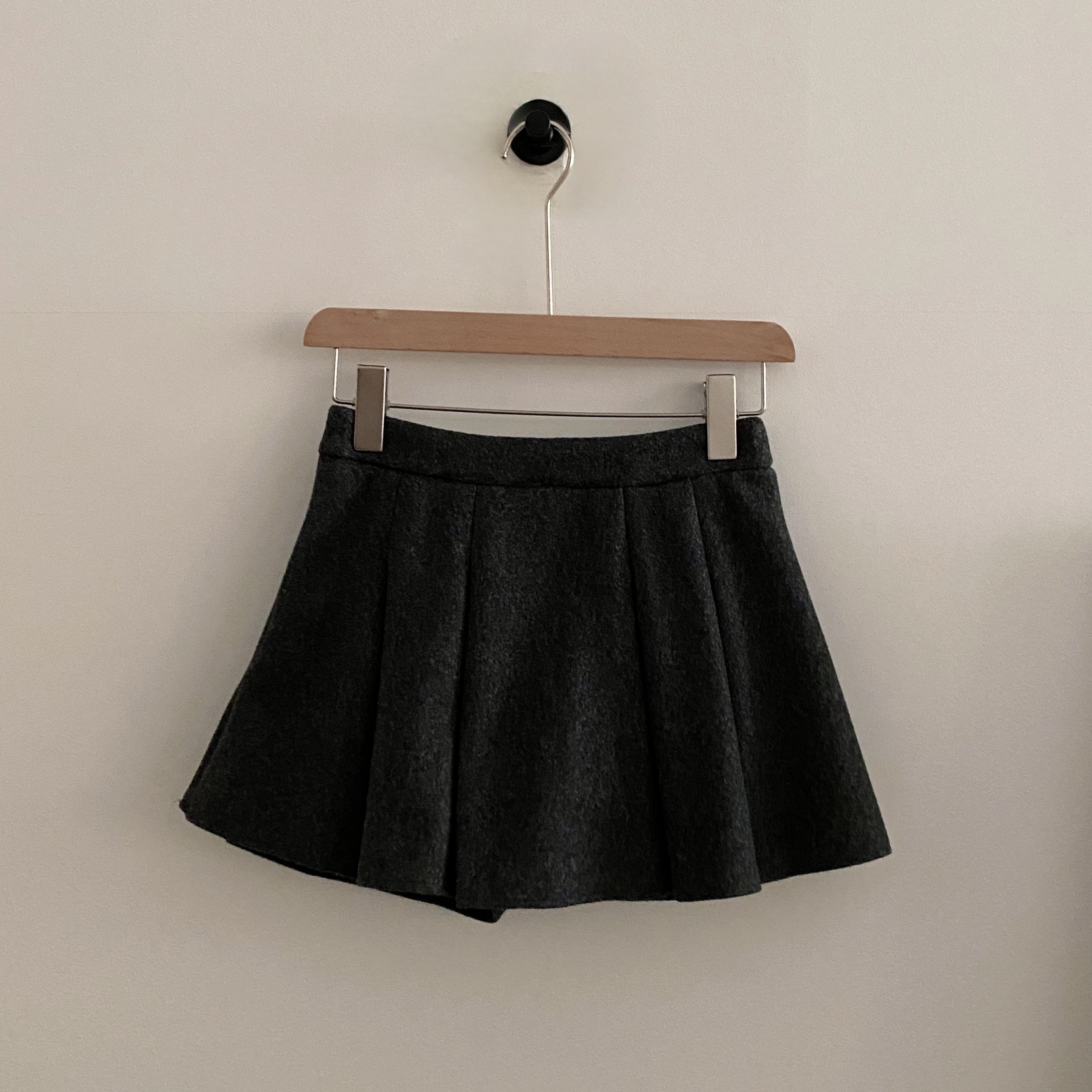 TRALAIA クマプリント ミニスカート　２点セット TRALAIA クマプリント ミニスカート 2点セット TRALAIA クマ