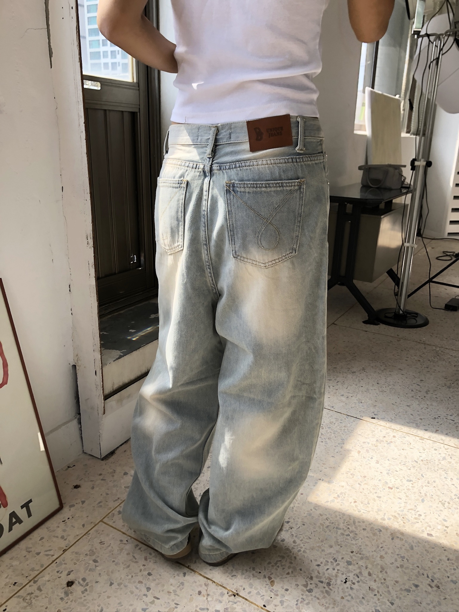 satosugaページ ステッチスナップデニムパンツ | ファッション通販サイト NUGU