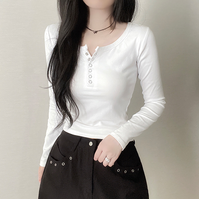 ボタンクロップドスリムTシャツ | ファッション通販サイト NUGU