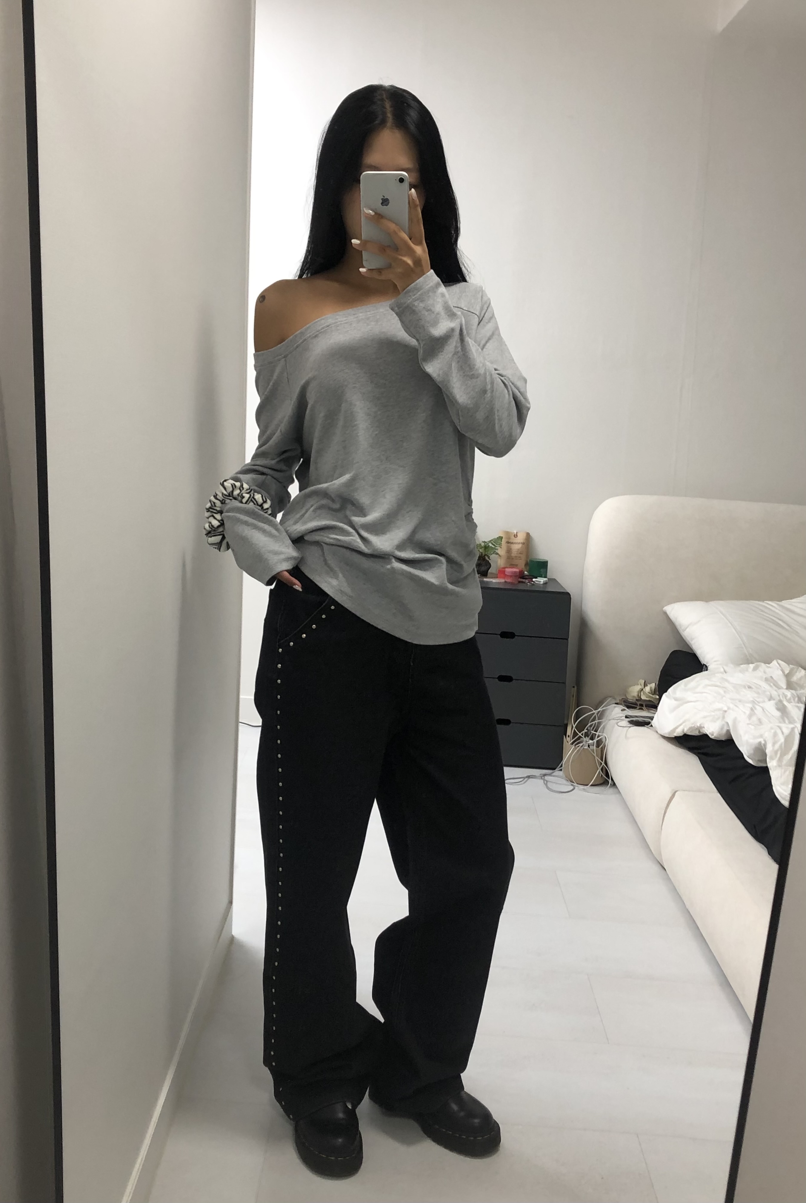 スタッズ ワイド デニム パンツ | ファッション通販サイト NUGU