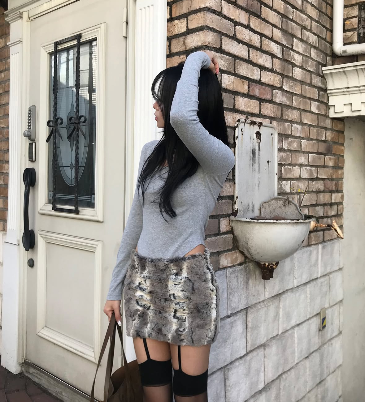 フェイクファーマイクロミニスカート | ファッション通販サイト NUGU