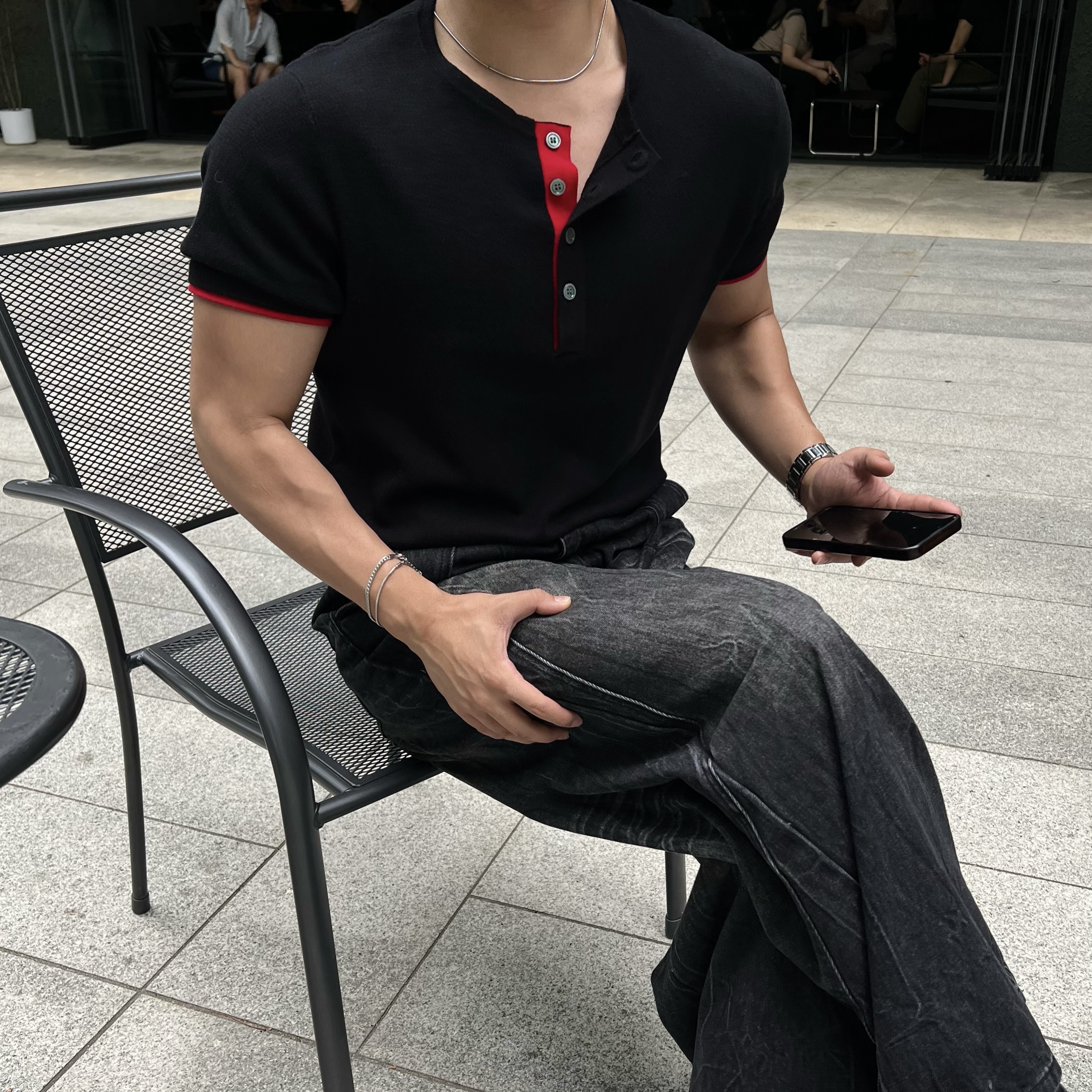 디로 절개 크랙 데님 팬츠 (1color)