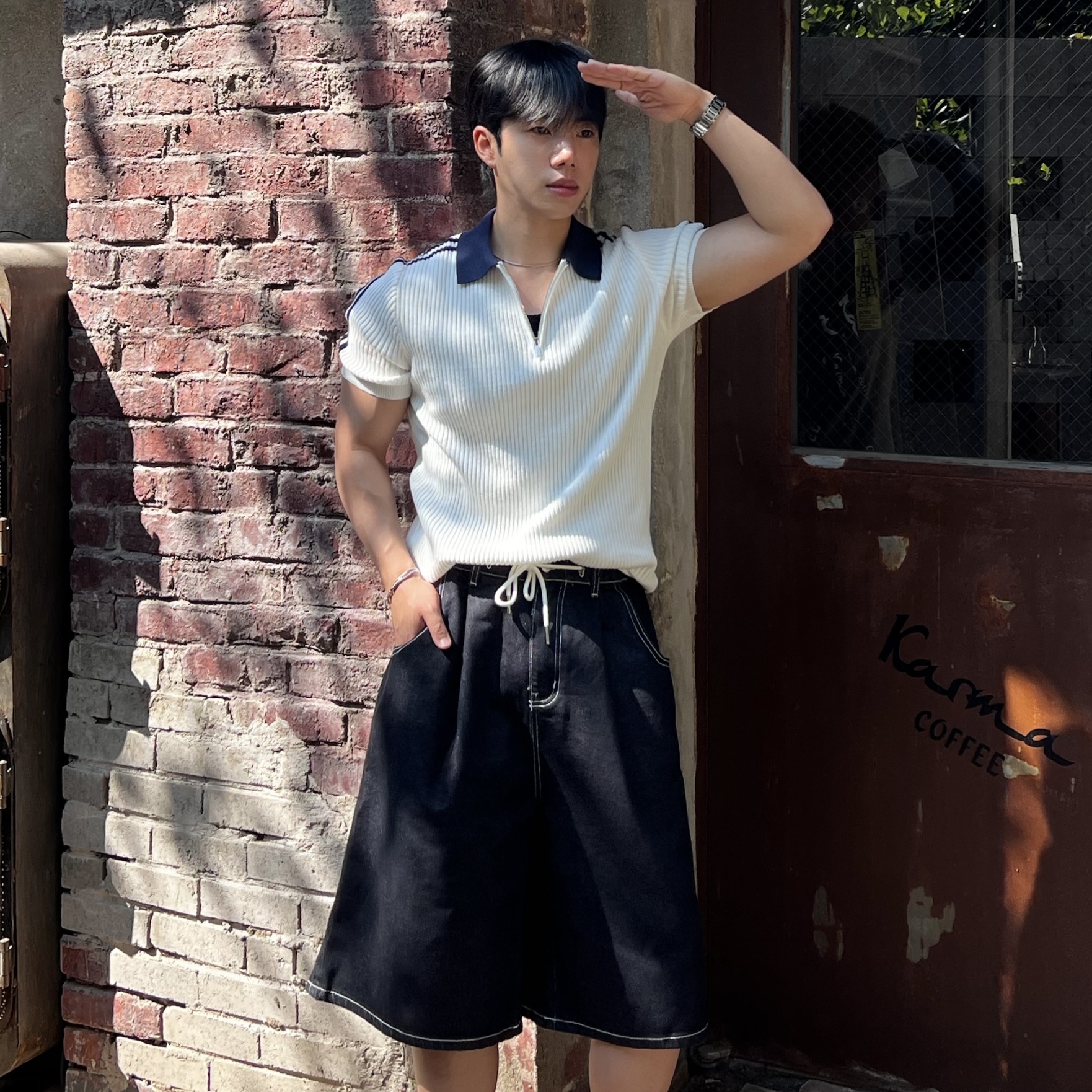 나븐 투라인 반집업 배색 골지 니트 반팔 (2color)