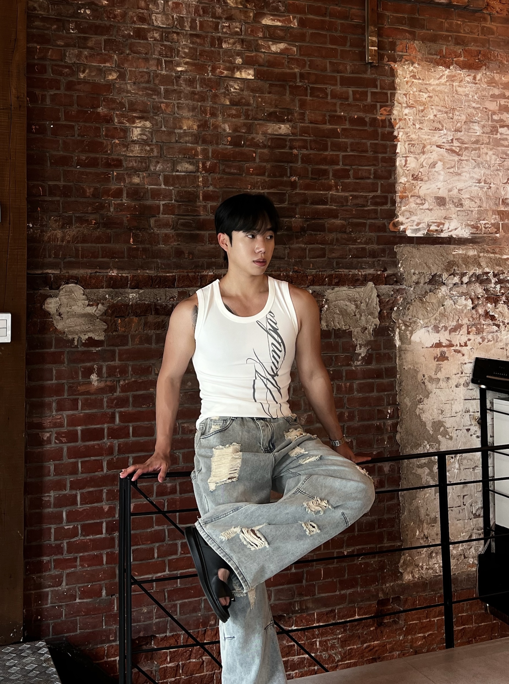 [1+1] 원 레터링 머슬 나시 (3color)