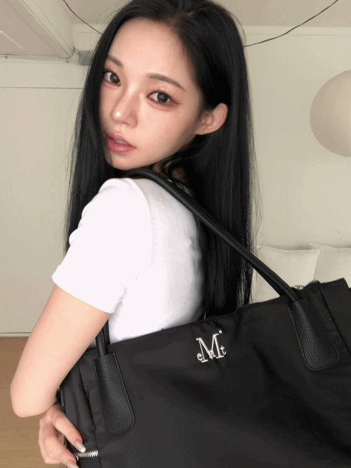 MUSINSA | MUCENT 4-Way Signature Logo Unisex Tote Bag