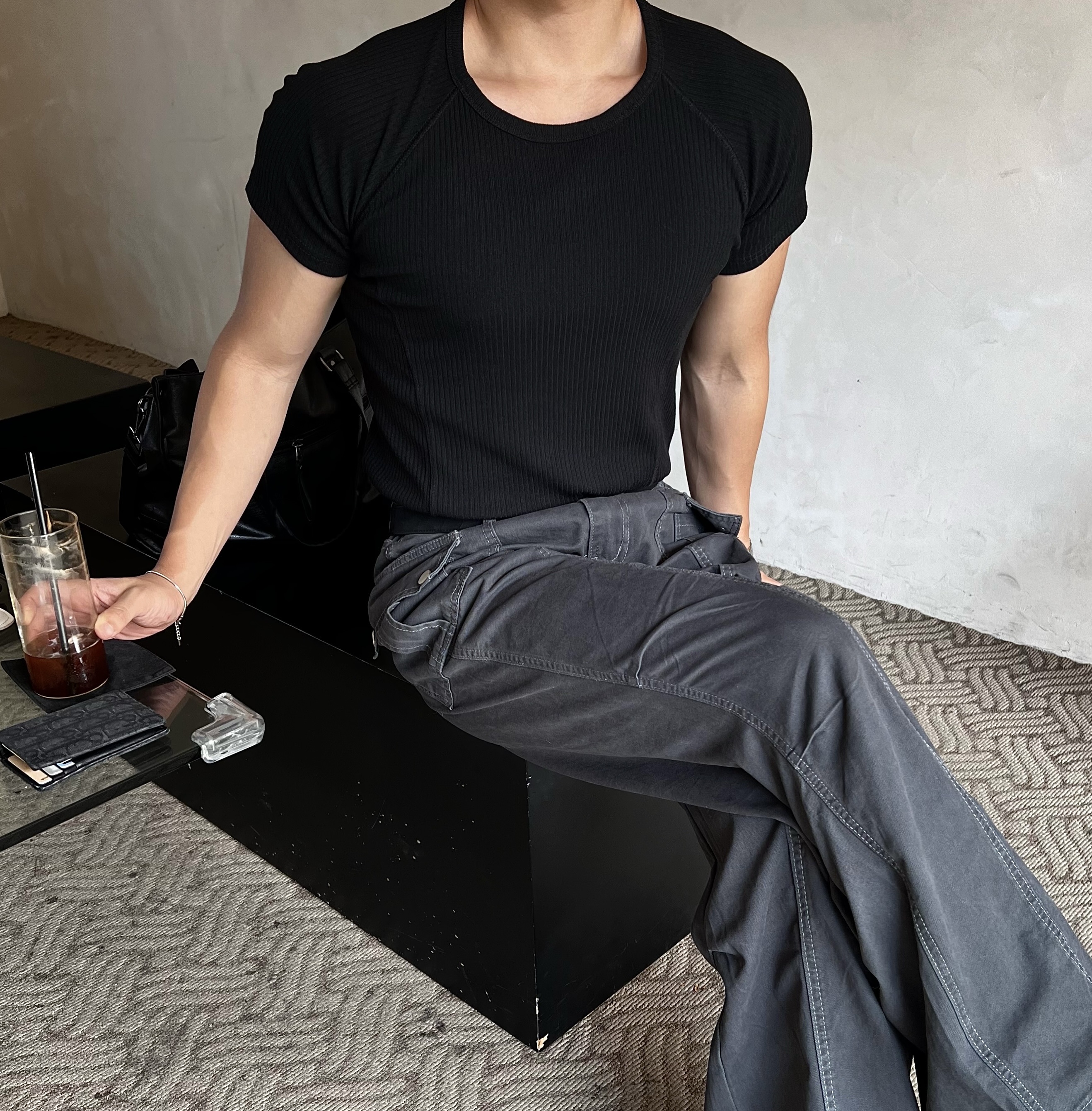 원 피그먼트 워싱 카고 절개 팬츠 (1color)