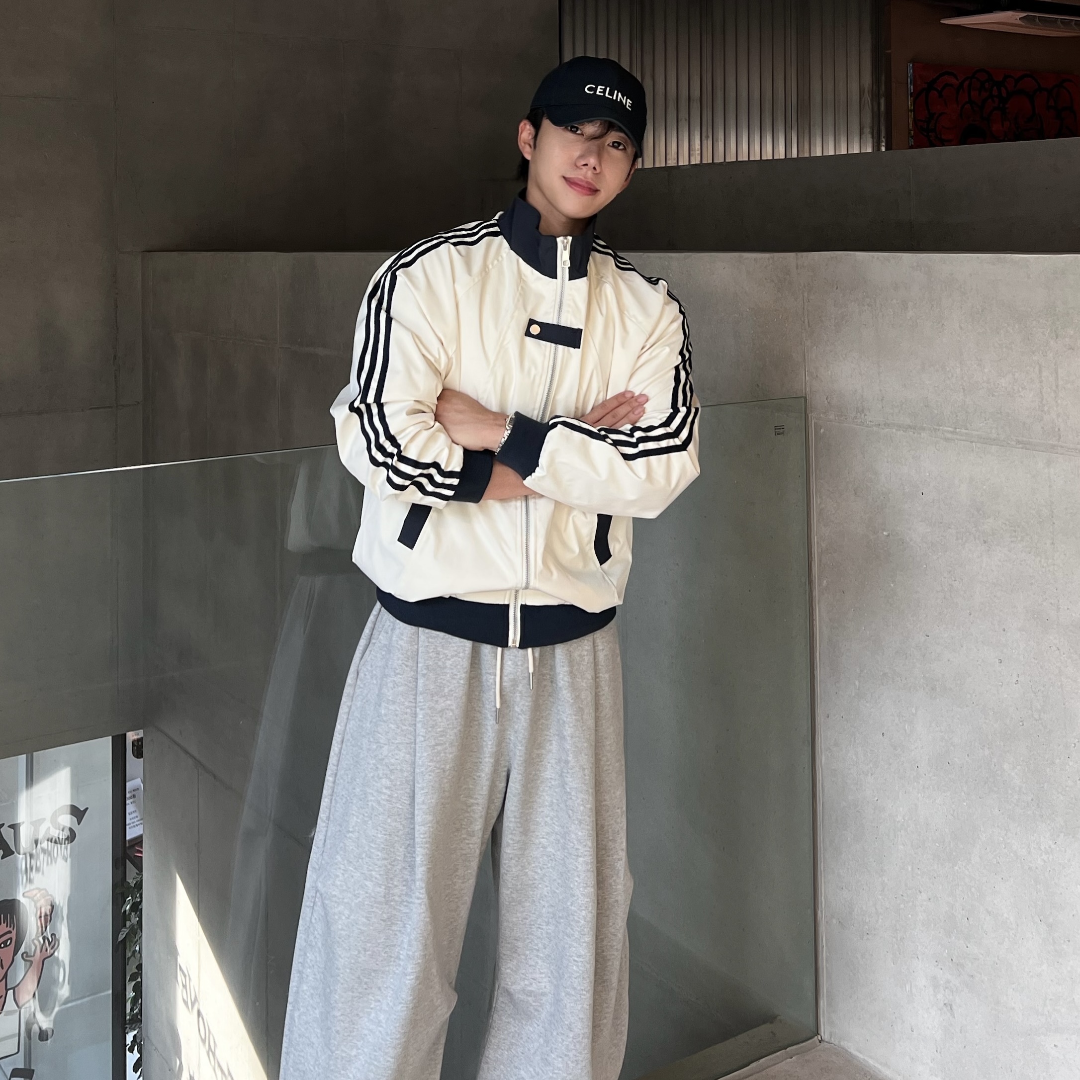 원 트랙 라인 배색 스냅 하이넥 절개 자켓 (2color)