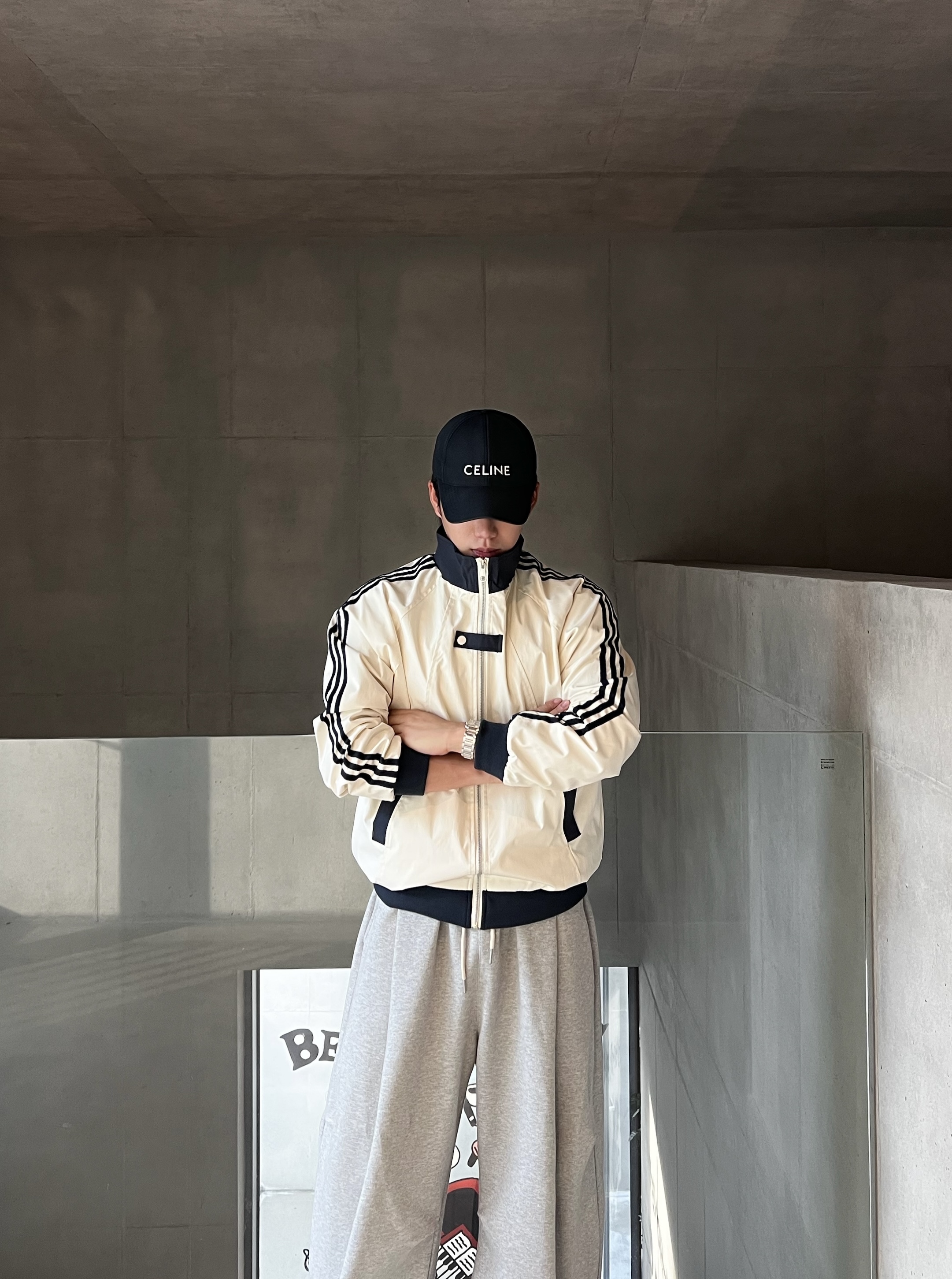 원 트랙 라인 배색 스냅 하이넥 절개 자켓 (2color)