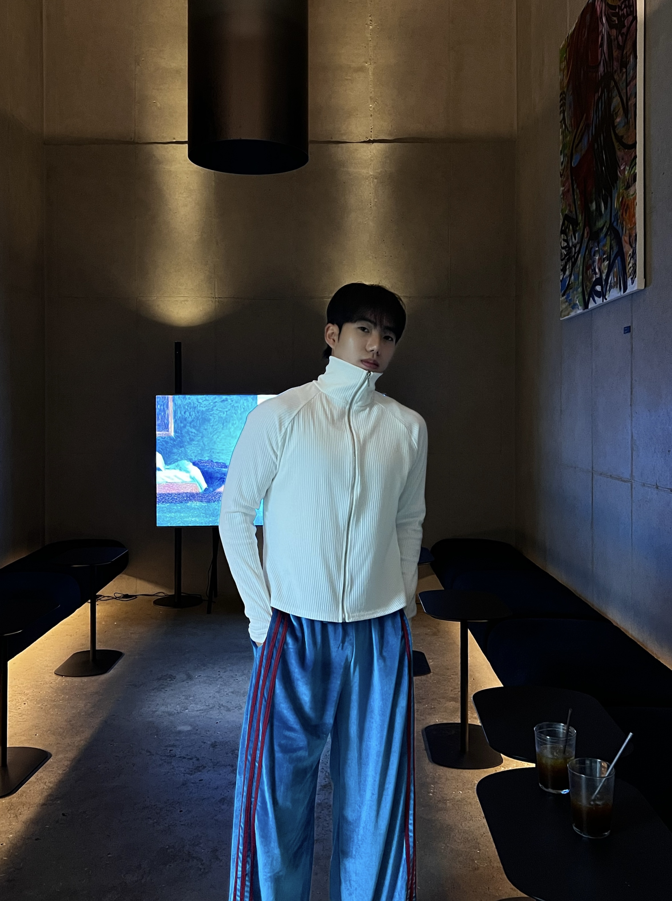 바렌 핑거 골지 크롭 하이넥 니트 집업 (3color)
