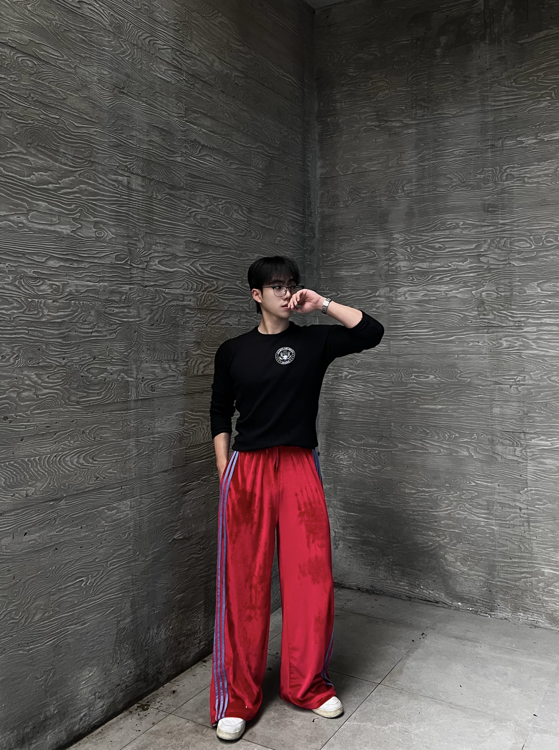 아르 백그래픽 엠블럼 와플 긴팔 3color