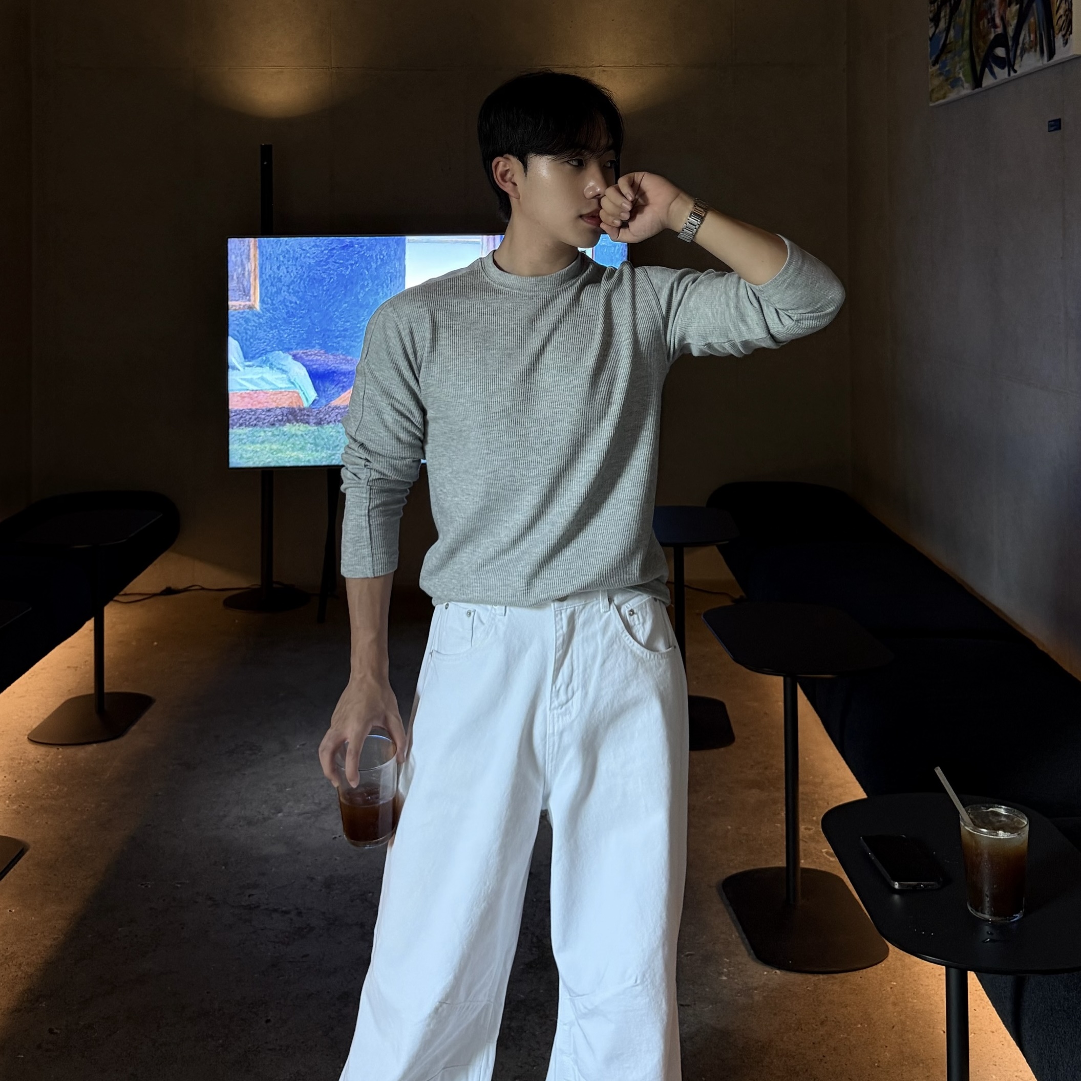 뉴브 시그니처 절개 라인 머슬 긴팔 (5color)