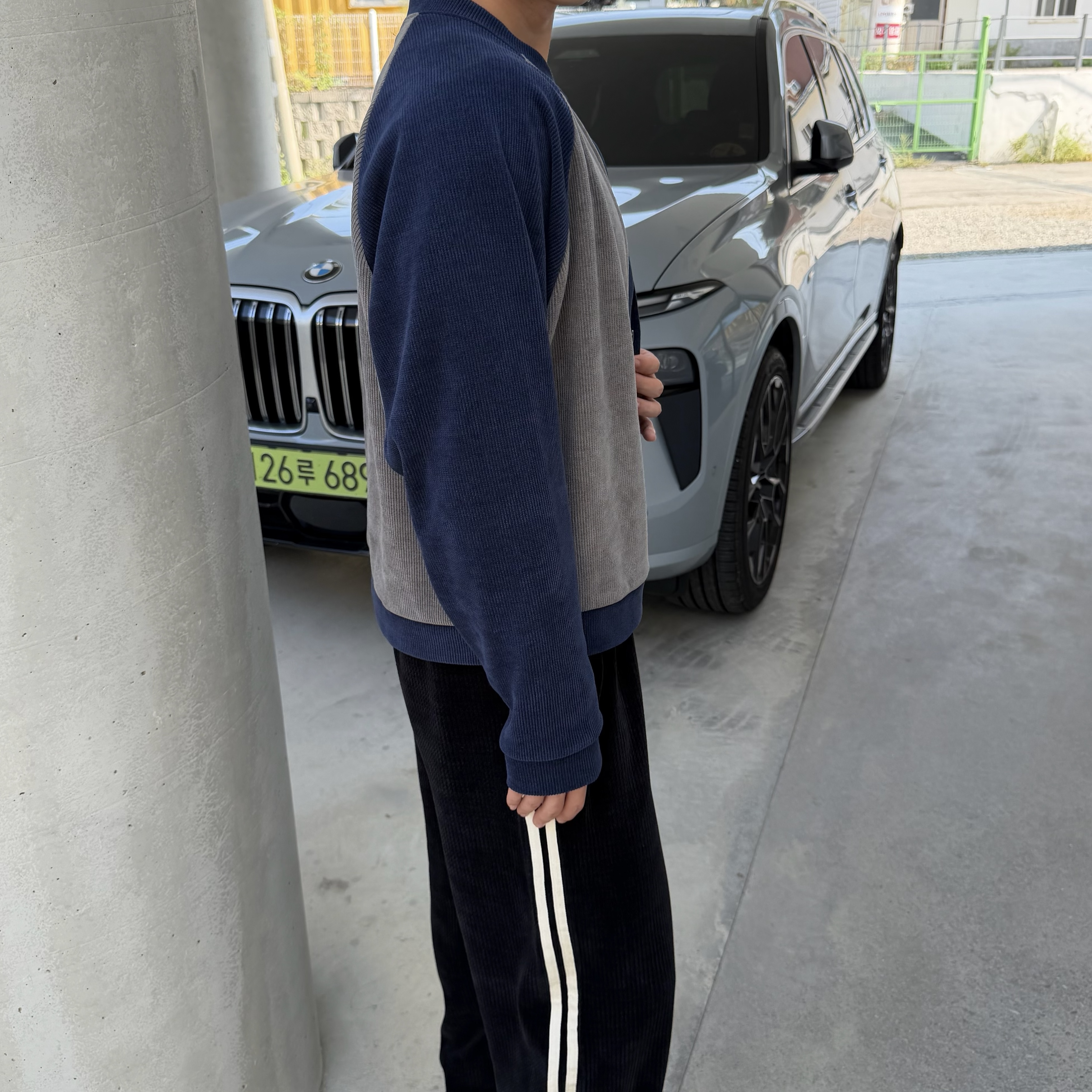 렉크 크롭 벨로아 배색 가디건 (3color)