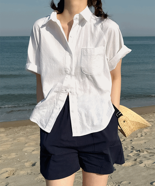 Moen half shirts 2color 