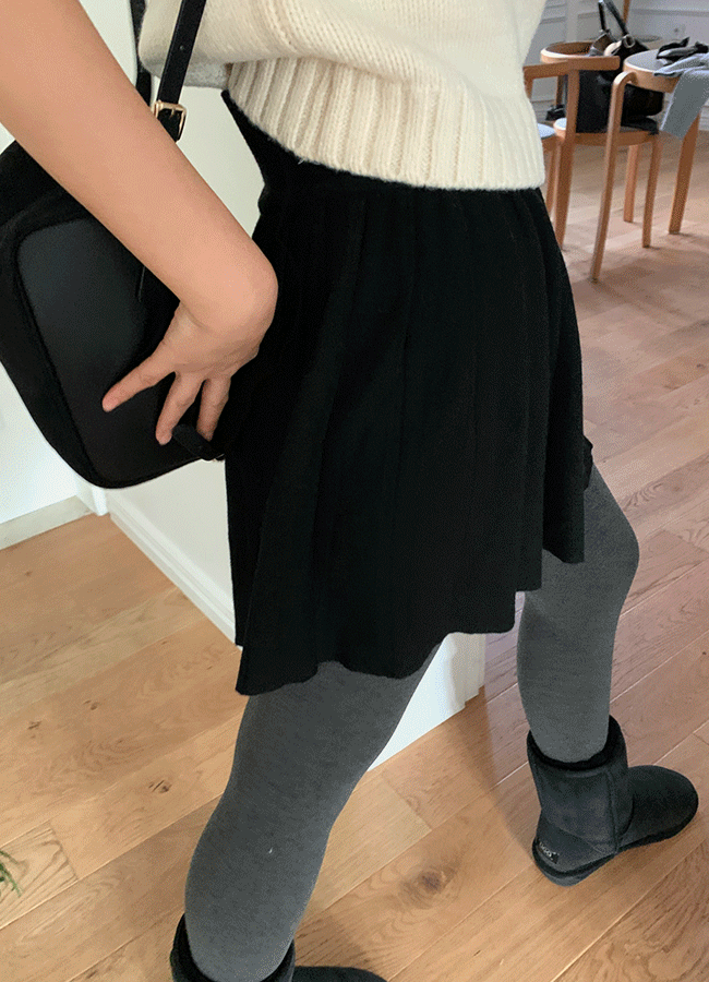Pleats Mini Skirt